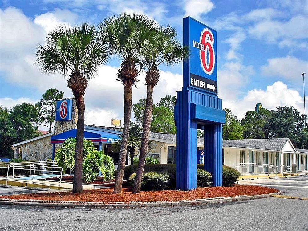 Knights Inn Jacksonville At Dix Ellis Trail Bagian luar foto